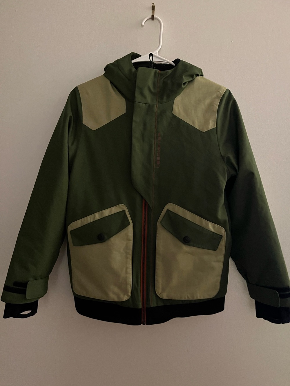 Obermeyer Boys' Hooded Ski Jacket in Olive and Light Olive Size 10-12